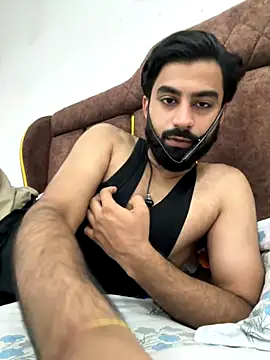 hottestboy03 online show from 3, 10, 2025