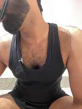 hottestboy03 online show from 21, 9, 2025