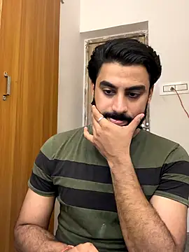 hottestboy03 online show from 1, 11, 2025