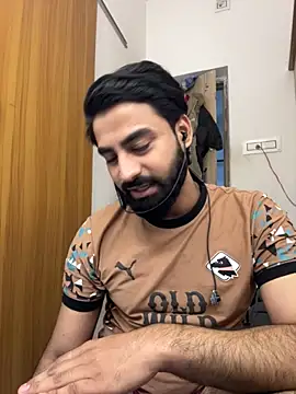 hottestboy03 online show from 13, 10, 2025