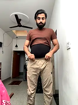 hottestboy03 online show from 18, 10, 2025