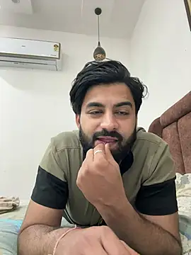 hottestboy03 online show from 25, 2, 2026