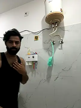 hottestboy03 online show from 18, 12, 2025