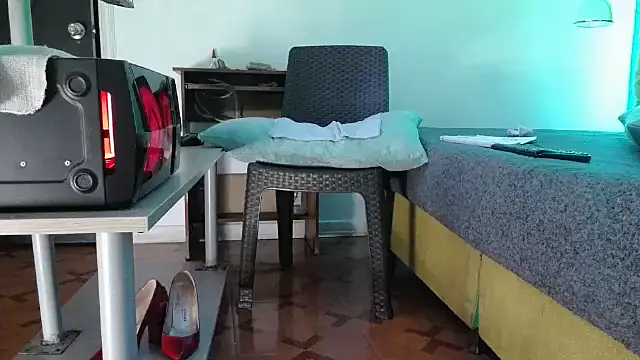 LADY-IN-BLACK online show from 12, 9, 2025