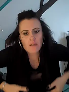 Sosso19squirt online show from 16, 10, 2025