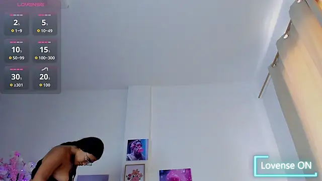 tyra bankss  online show from 23, 9, 2025