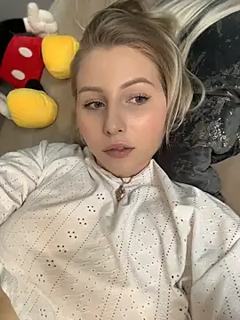 Amy mit online show from 8, 10, 2025