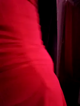 Snapshot of Dirtywhitebitch5150 chatting on 15, 2, 2026 Dirtywhitebitch5150 online show from 15, 2, 2026