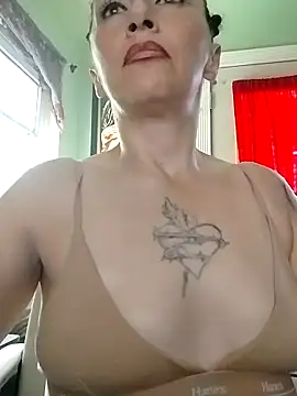 Snapshot of Dirtywhitebitch5150 chatting on 17, 9, 2025 Dirtywhitebitch5150 online show from 17, 9, 2025