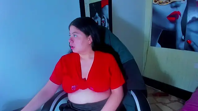 Snapshot of greiccy_20 chatting on 9, 11, 2025 greiccy 20 online show from 9, 11, 2025