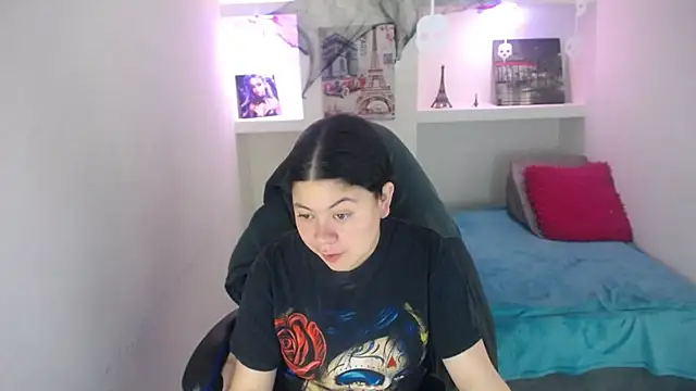 Snapshot of greiccy_20 chatting on 31, 10, 2025 greiccy 20 online show from 31, 10, 2025