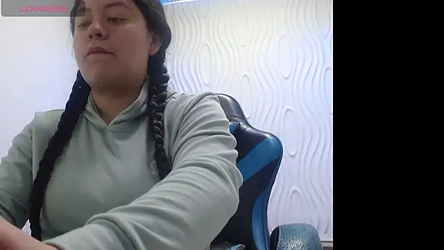 Snapshot of greiccy_20 chatting on 10, 9, 2025 greiccy 20 online show from 10, 9, 2025