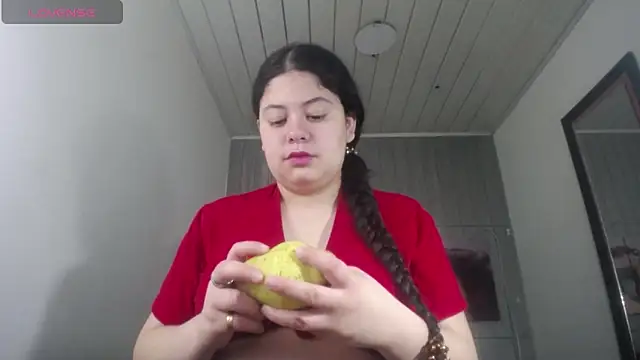 Snapshot of greiccy_20 chatting on 7, 11, 2025 greiccy 20 online show from 7, 11, 2025