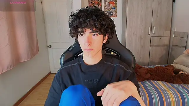 Nude Boy18 online show from 6, 5, 2026