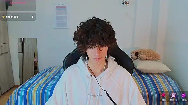 Nude Boy18 online show from 24, 2, 2026