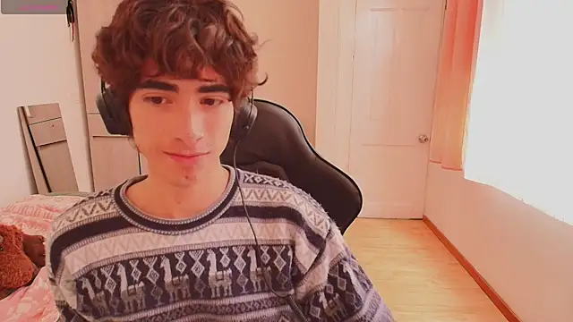 Nude Boy18 online show from 8, 9, 2025