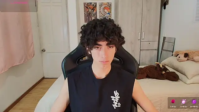 Nude Boy18 online show from 21, 4, 2026