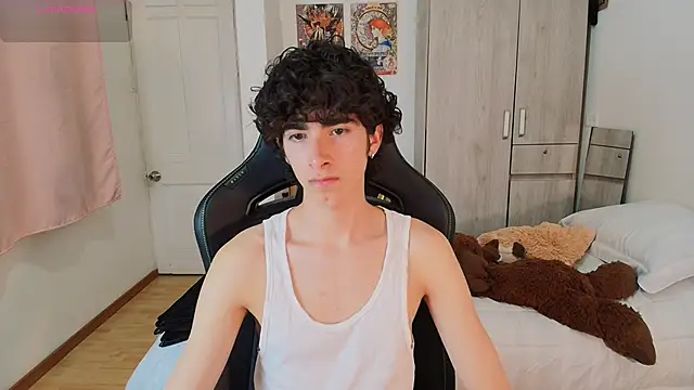 Nude Boy18 online show from 7, 5, 2026