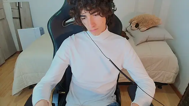 Nude Boy18 online show from 19, 2, 2026