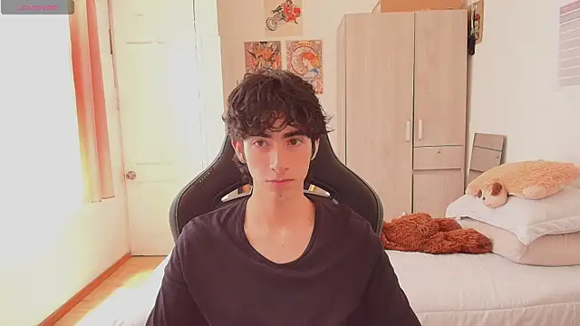 Nude Boy18 online show from 27, 5, 2026