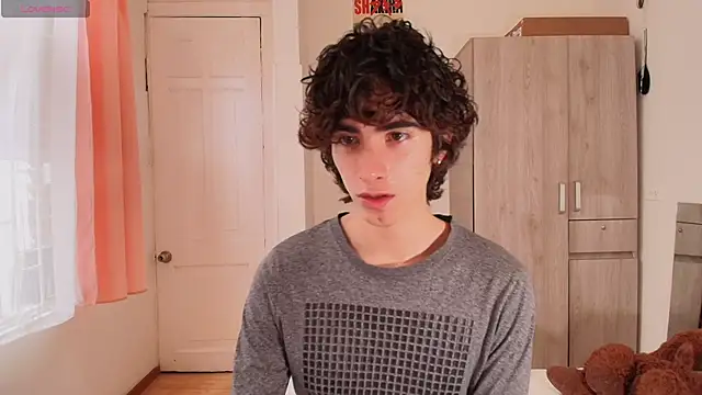 Nude Boy18 online show from 22, 11, 2025