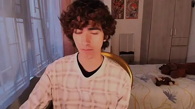 Nude Boy18 online show from 7, 11, 2025