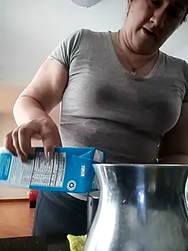 Aisha manzur online show from 6, 2, 2026