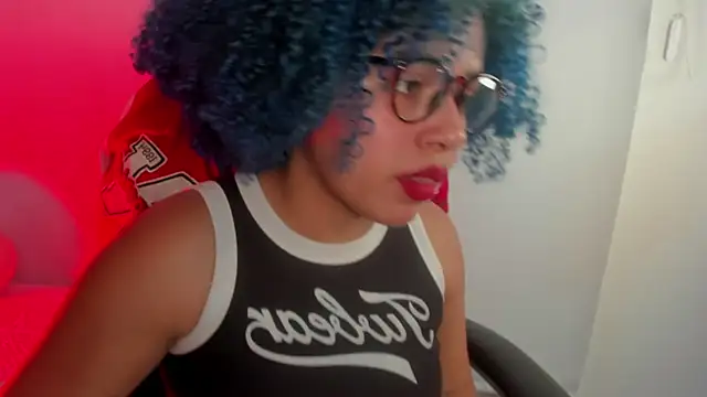 Snapshot of momo_ayasse chatting on 10, 5, 2026 momo ayasse online show from 10, 5, 2026