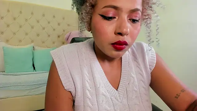 momo ayasse online show from 5, 1, 2026