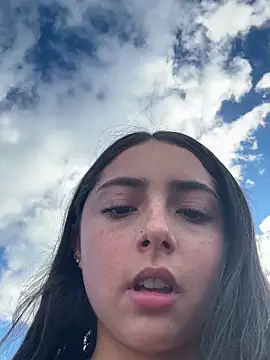 Snapshot of Dulce_1408 chatting on 17, 11, 2025 Dulce 1408 online show from 17, 11, 2025