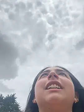 Snapshot of Dulce_1408 chatting on 3, 10, 2025 Dulce 1408 online show from 3, 10, 2025