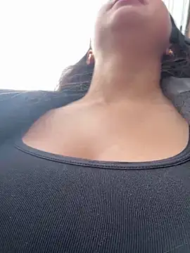 Snapshot of Dulce_1408 chatting on 29, 10, 2025 Dulce 1408 online show from 29, 10, 2025