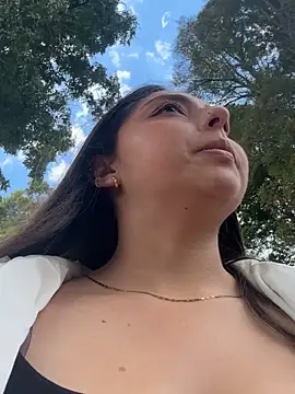 Snapshot of Dulce_1408 chatting on 2, 10, 2025 Dulce 1408 online show from 2, 10, 2025