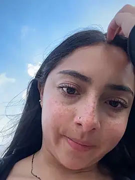 Snapshot of Dulce_1408 chatting on 11, 11, 2025 Dulce 1408 online show from 11, 11, 2025