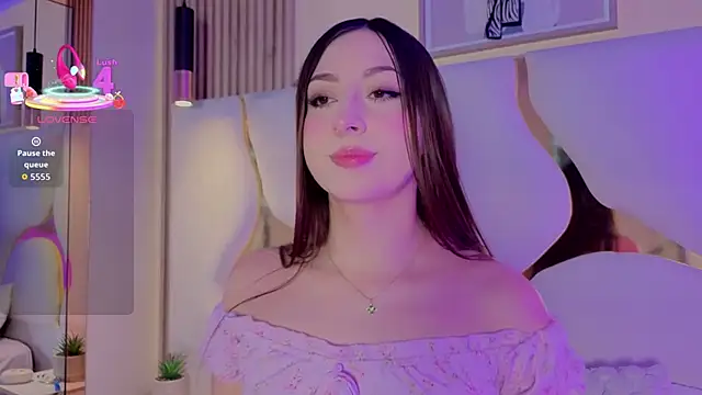 SofiJones  online show from 14, 5, 2026