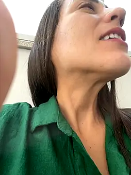 lucioliveira online show from 7, 10, 2025