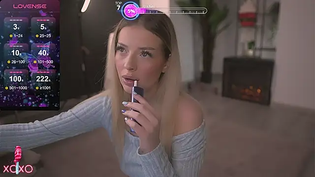 SerenaNoir online show from 19, 3, 2026