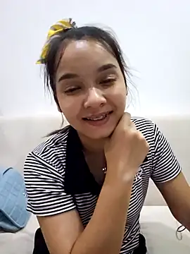 Natural Asian Girl online show from 22, 3, 2026