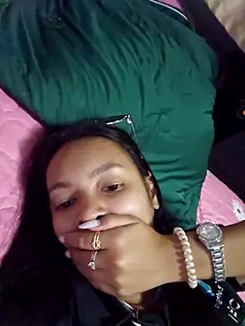 Natural Asian Girl online show from 28, 9, 2025