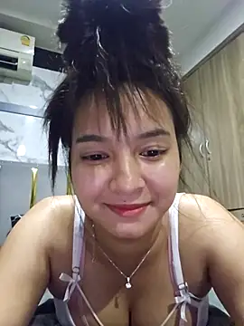 Natural Asian Girl online show from 6, 2, 2026