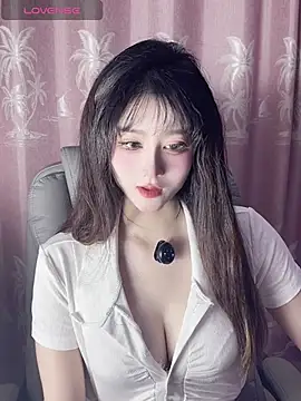 Snapshot of annacc999 chatting on 3, 10, 2025 annacc999 online show from 3, 10, 2025