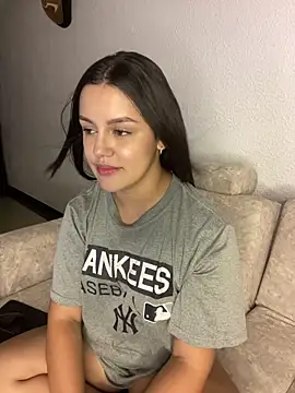 Snapshot of lunita_sweet5 chatting on 13, 9, 2025 lunita sweet5 online show from 13, 9, 2025