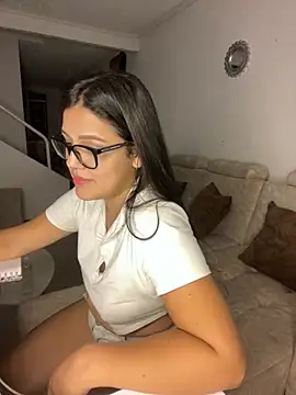 Snapshot of lunita_sweet5 chatting on 11, 10, 2025 lunita sweet5 online show from 11, 10, 2025