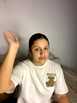 Snapshot of lunita_sweet5 chatting on 22, 9, 2025 lunita sweet5 online show from 22, 9, 2025