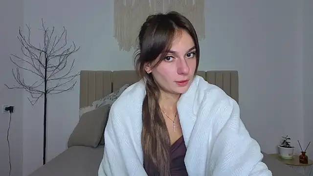 Little mia   online show from 27, 11, 2025