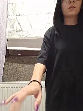 AllexyAle online show from 17, 4, 2026