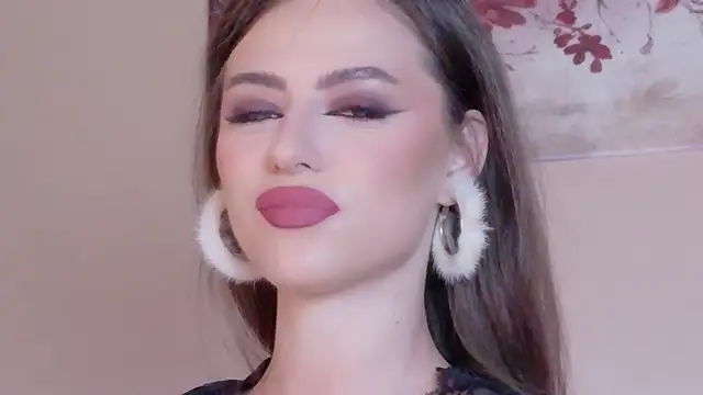 Snapshot of Sienna_Voss chatting on 10, 6, 2026 Sienna Voss online show from 10, 6, 2026
