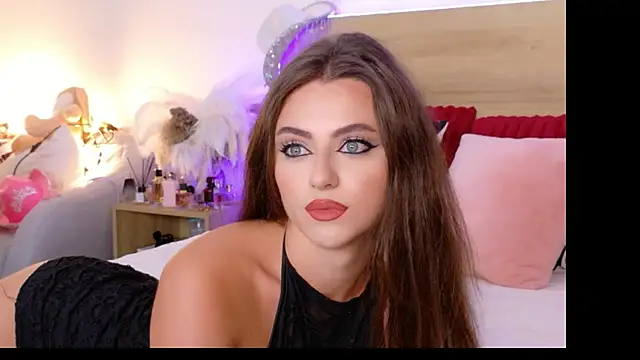 Sienna Voss online show from 17, 12, 2025