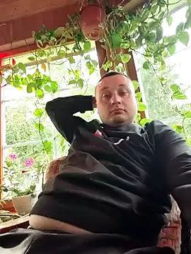 Amberdual online show from 4, 10, 2025