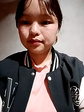 XoiXoi232 online show from 25, 10, 2025